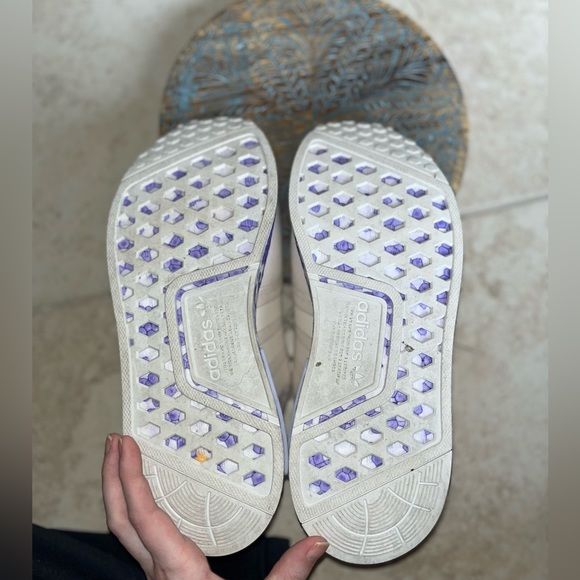 🦄ADIDAS🦄-Originals Women's NMD_R1 shoes- Purple Dots- size 8 womens - Picture 12 of 13